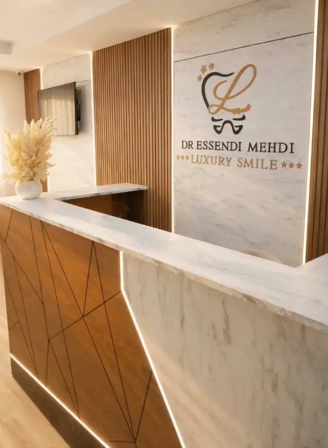 Accueil du Centre Dentaire Luxury Smile à Tanger